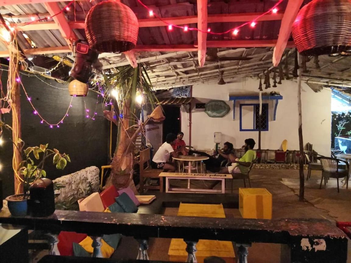 Hippie Hostel Anjuna Exterior photo