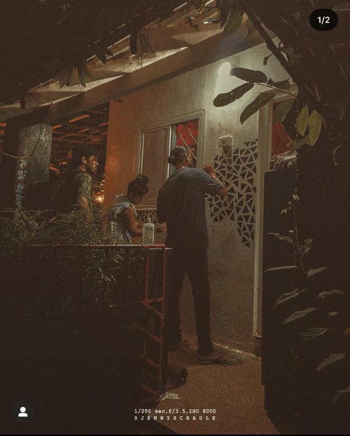 Hippie Hostel Anjuna Exterior photo