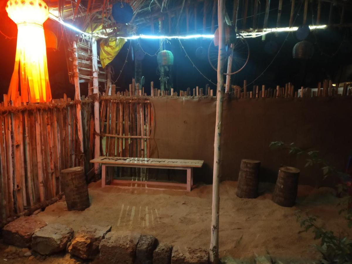 Hippie Hostel Anjuna Exterior photo